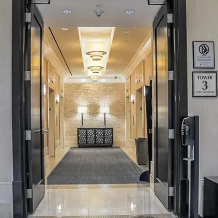 Balcony Full Strip View Suite Mgm Signature Free Valet Las Vegas Exterior photo